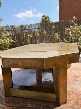 Mesa de centro madera y latón Arte España