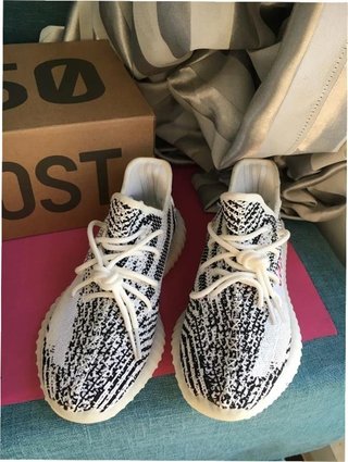 Adidas Yeezy Boost 350 V2 Zebra EU41