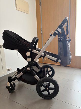 Carrito de bebé Bugaboo negro