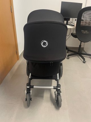 Carrito de bebé Bugaboo negro