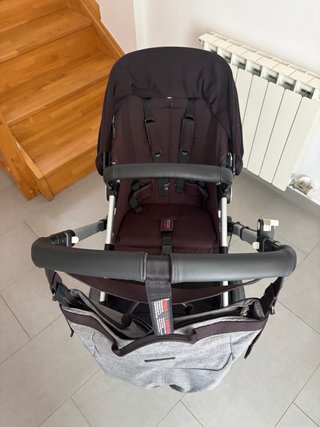Carrito de bebé Bugaboo negro