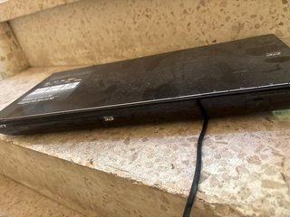 Conjunto SONY AMPLI+blu ray+ altavoces philips
