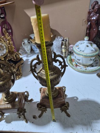 Reloj de mesa antiguo dorado