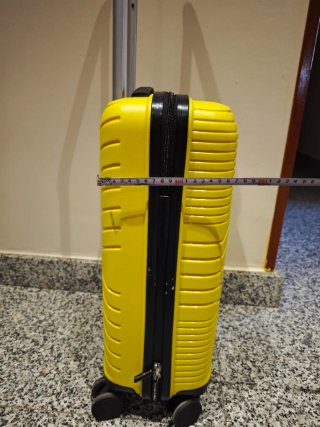 Maleta Paco Martínez amarilla