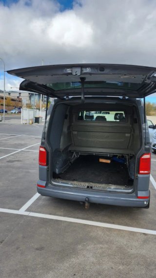 Volkswagen transporter T6  Volkswagen  2016