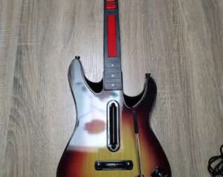Guitarra Guitar Hero Modificada