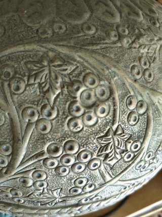 Lámpara de mesa metálica plateada