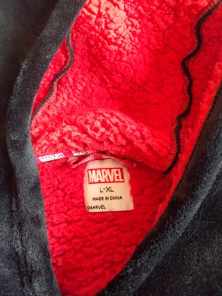 Batamanta sudadera Marvel Talla Única