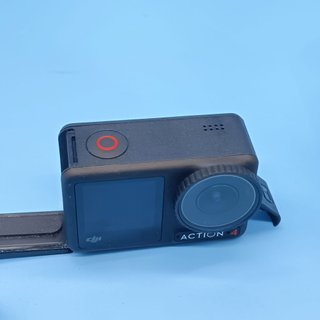 - DJI Osmo Action 4 cámara acción 4K batería