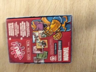 Juego de cartas Marvel Virus