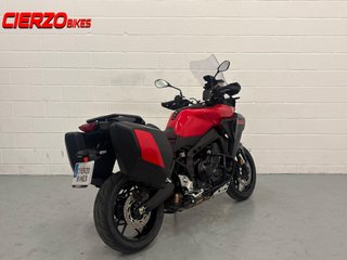 YAMAHA TRACER 9