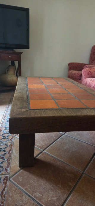 Mesa centro madera y terracota