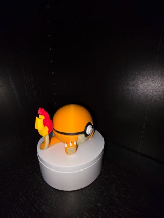 Poké Ball Charmander 3D