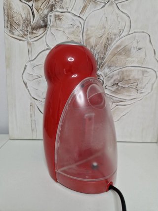 Cafetera Dolce Gusto Roja