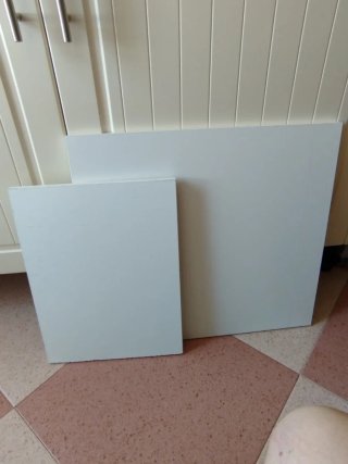 Baldas, para muebles.Canteadas.