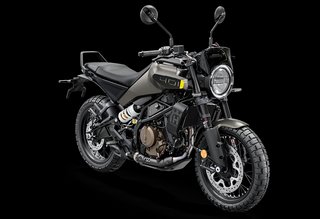 Husqvarna Svartpilen 401 + Seguro + remus