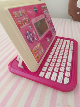 Tablet rosa niña