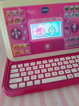 Tablet rosa niña