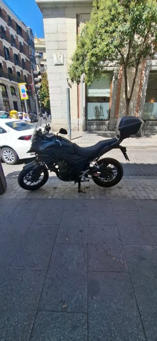Honda CB500X Adventure Moto Negra/Plata