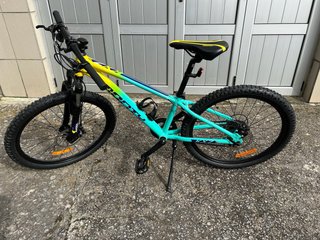 Bicicleta Monty KX7D