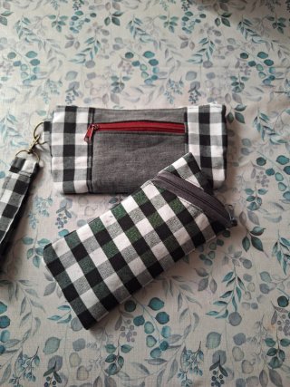 Neceser y funda gafas cuadros