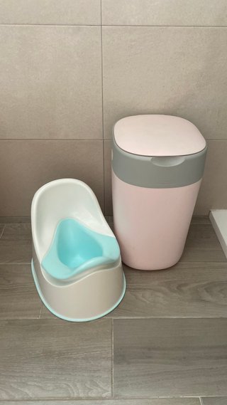 Cubo pañales y orinal bebé