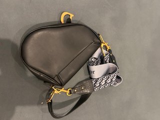 Bolso Dior Saddle Negro