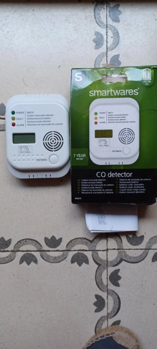 Estufa de gas Campingaz y detector CO regalo