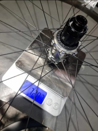 Juego Ruedas Tune ULImited Carbono