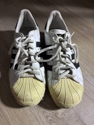 Zapatillas Adidas Superstar Blancas y Amarillas
