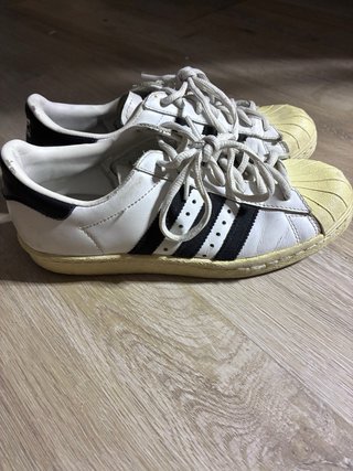 Zapatillas Adidas Superstar Blancas y Amarillas