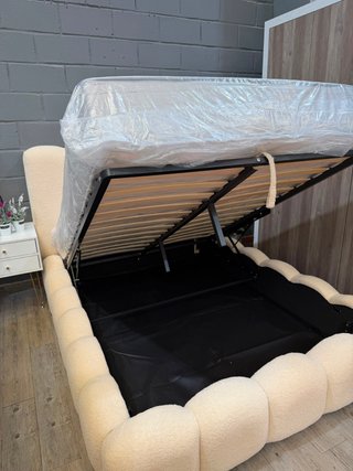 Cama Matrimonio Boucle Beige