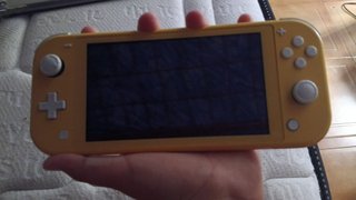 Nintendo Switch Lite Amarillo