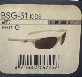 Gafas NUEVAS de sol BBB niño PVP 40 eur