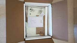 Mesita de noche estrecha nueva 20 x 29 x 55