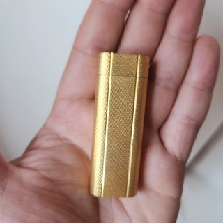 Mechero Cartier Oval Vintage Dorado