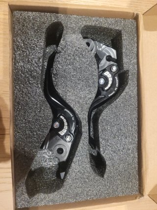 Manetas Yamaha Ténéré 700 Negras