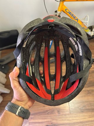 Casco Bicicleta Giro Negro/Rojo talla M, usado