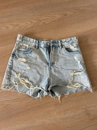 Shorts Vaqueros Stradivarius Talla M