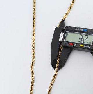 Cadena de oro de 18k. Peso: 20.00 gr.