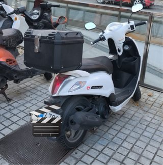 Yamaha D'elight Scooter Blanca