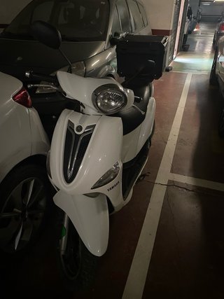 Yamaha D'elight Scooter Blanca