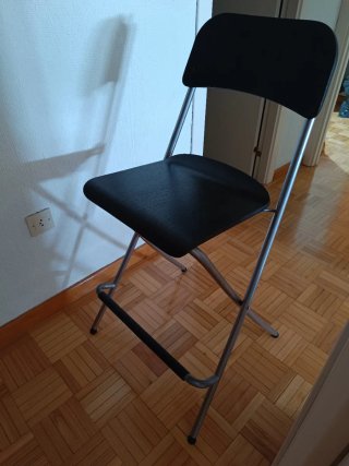 Silla plegable negra Ikea