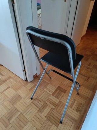 Silla plegable negra Ikea