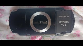 PSP 2004 con 18 juegos