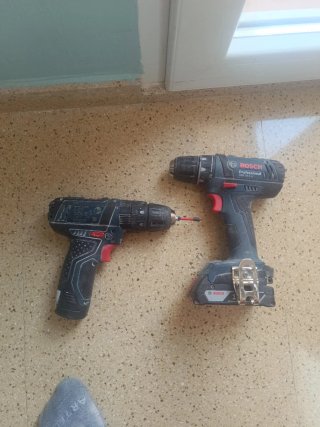 Taladro Bosch 18V y percutor