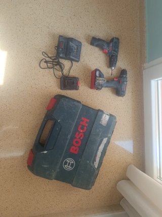 Taladro Bosch 18V y percutor
