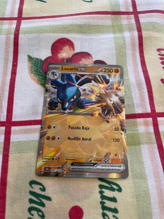 Carta Pokémon Lucario EX 082/142