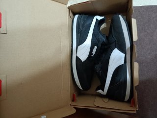 Tenis Puma Negros y Blancos