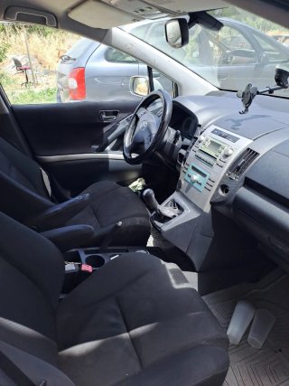 Toyota Corolla 2005